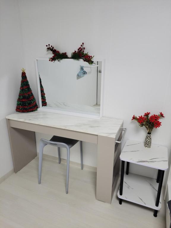 Newly Renovated Apartment Center of Seoul #10