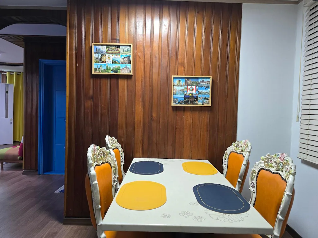 Stylish and Modern New Home #14