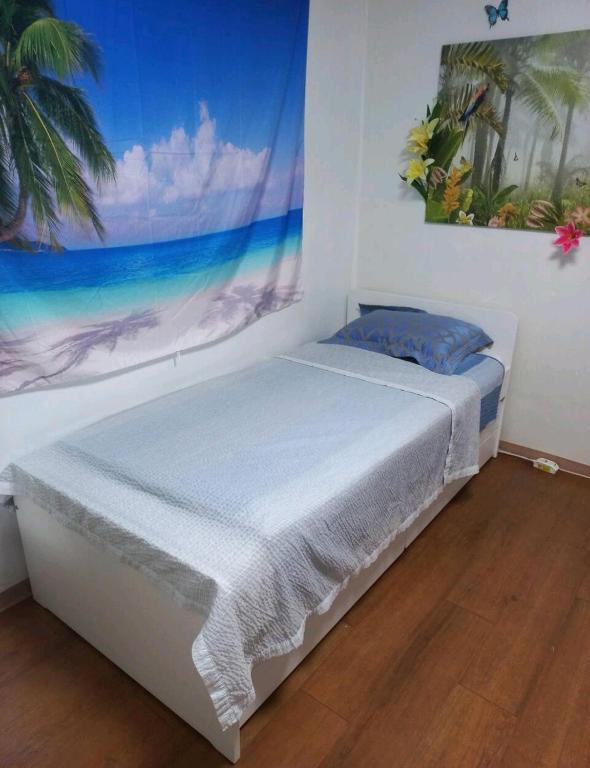 Hidden Gem 2BR with Private Patio in HBC